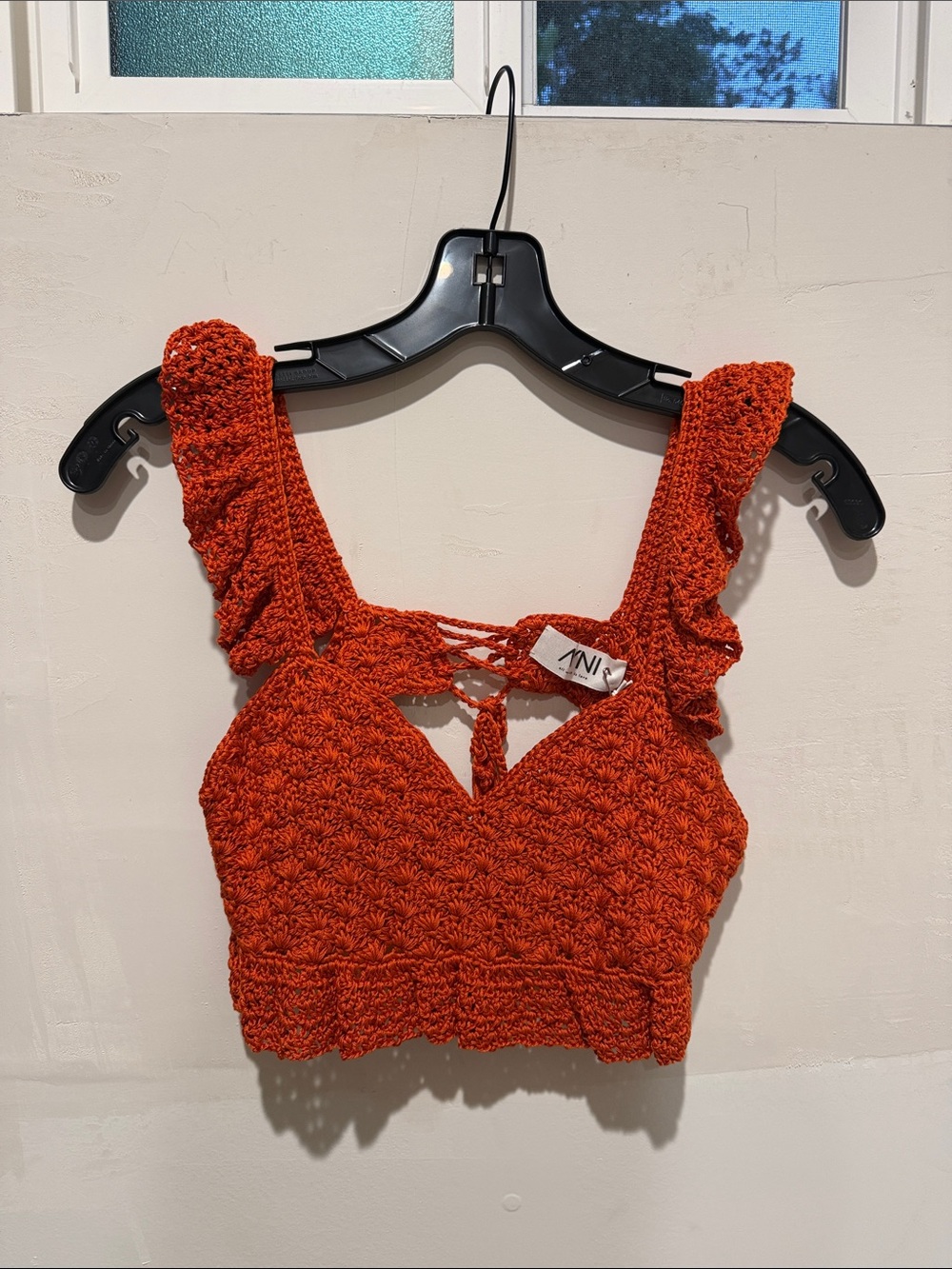 AYNI cropped top open back